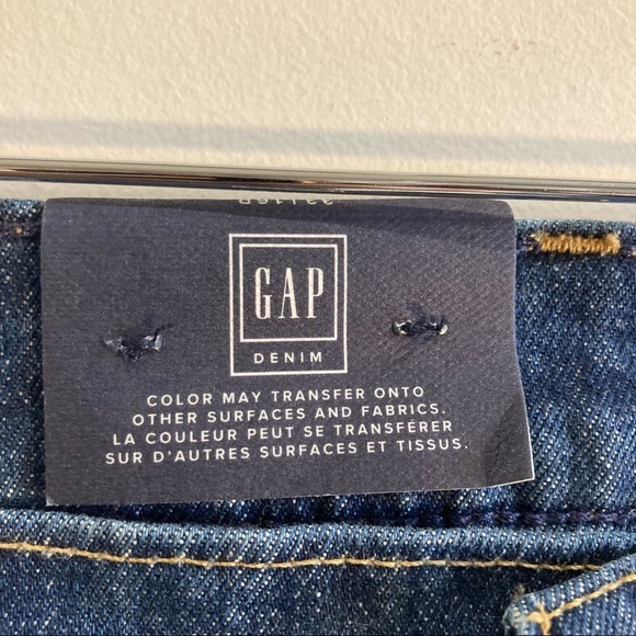 GAP Sz 33 High Rise Cheeky Straight Button Fly Mid-Wash Jeans NWT - Picture 10 of 11